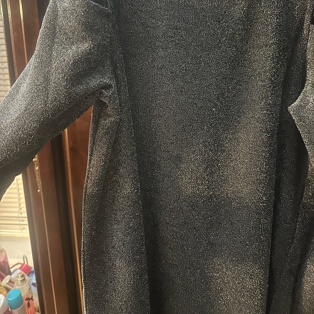 Sparkling sexy shirt silver or grey not sure